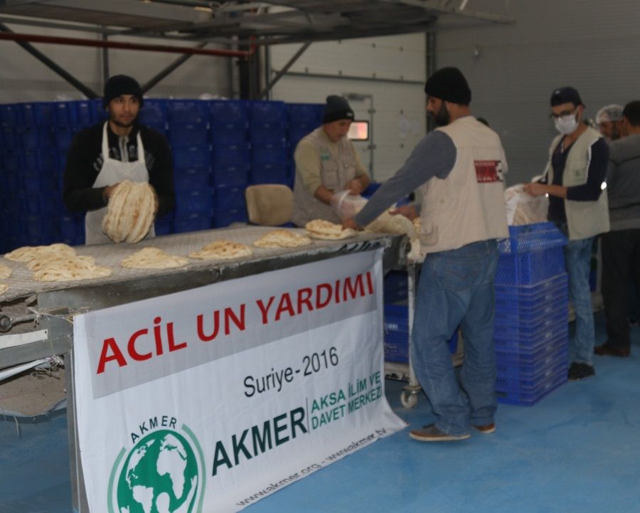 AKMER'in Un Yardımları bölgeye ulaştı