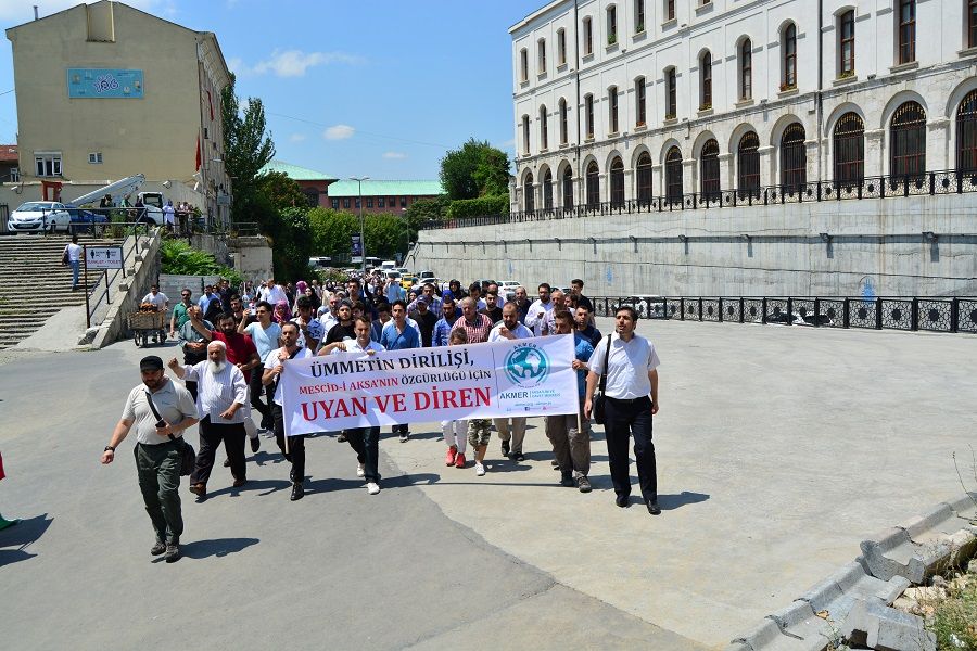 Mescid-i Aksa yürüyüşü gerçekleştirdik