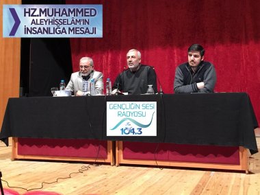 "Hz. Muhammed(s)'in İnsanlığa Mesajı" paneli gerçekleşti